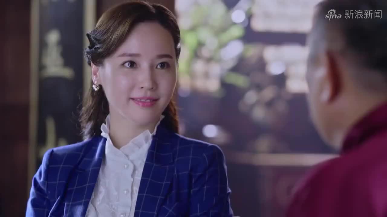 烈火刀影:伊敏奖励小夏礼物,还顺带坑了小夏一顿饭!