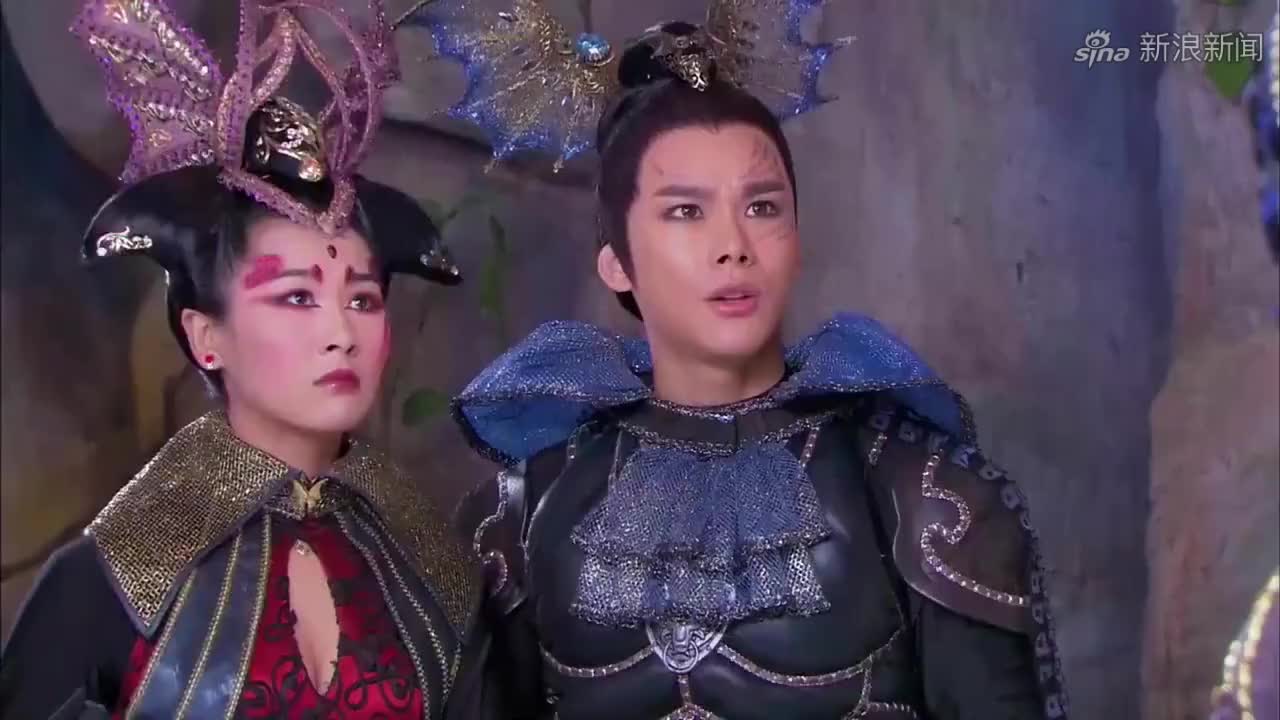 活佛济公:萧风追云把珠子的事告诉了大鹏,大鹏一听就猜到是什么