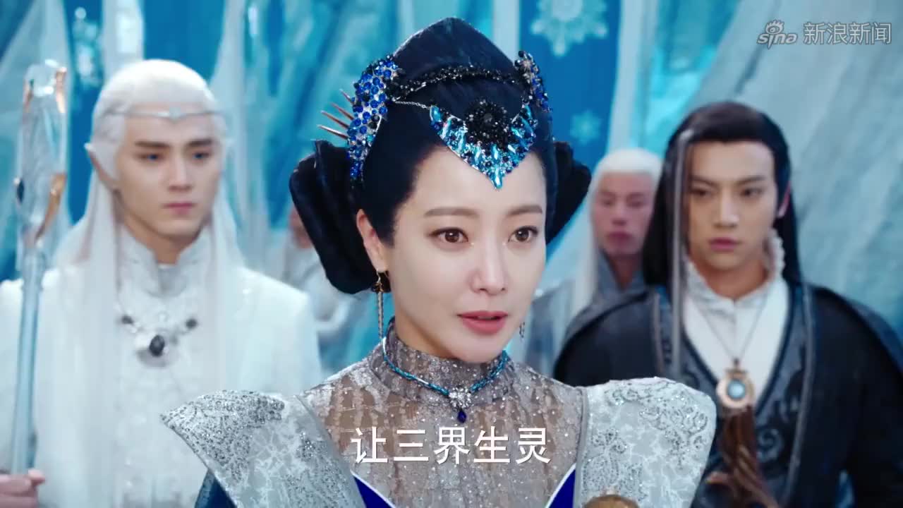 幻城:樱空释逼出体内的黑雾,不料眼睛却受伤,都流出鲜血了