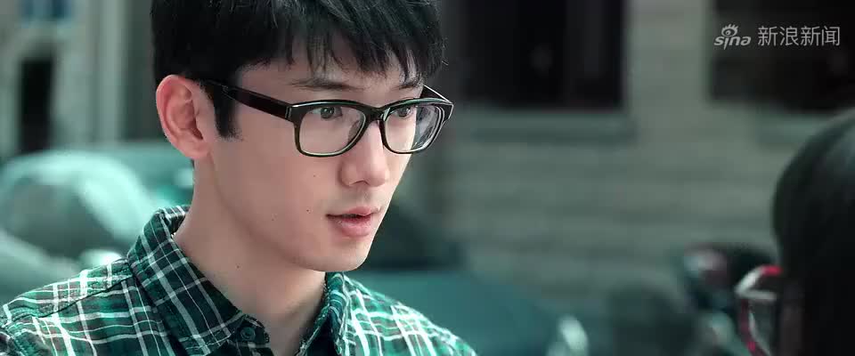 睡在我上铺的兄弟:管超与变色龙不能共存,要求变色龙搬出去!