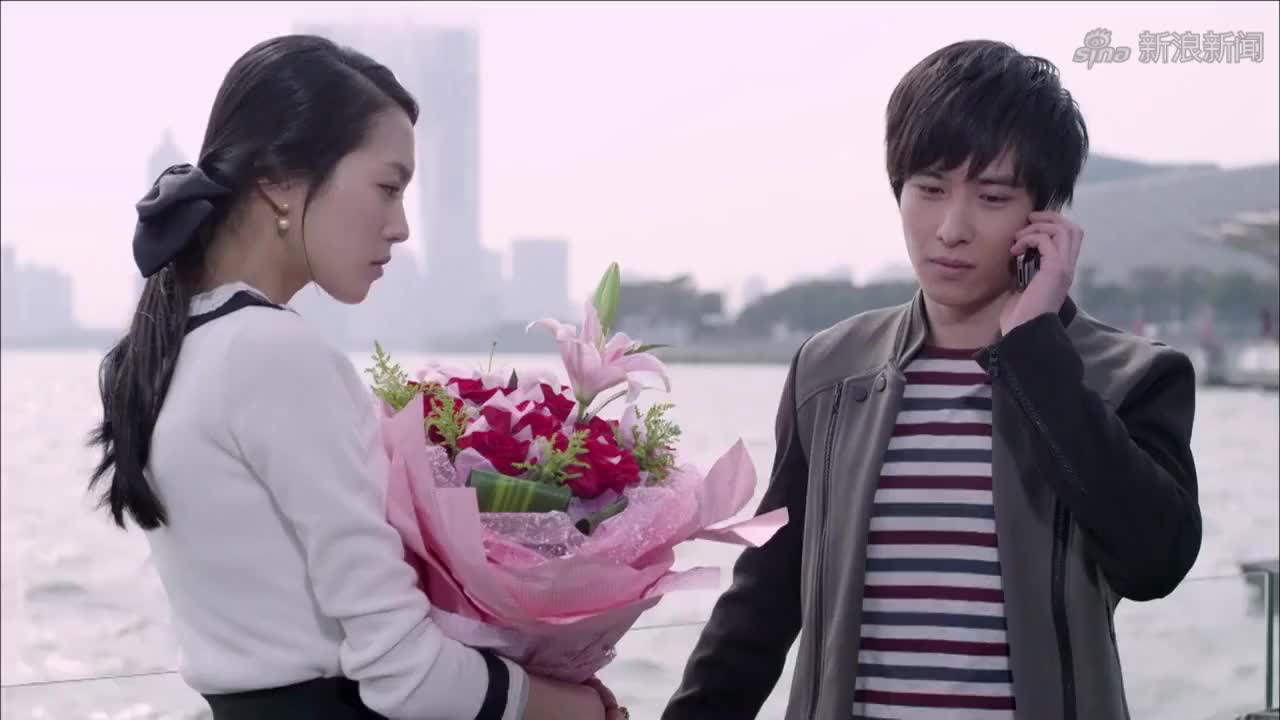 龙游:玉龙拿出大玉圭当上国主,赵毅老将军去见老国主,小羽痛哭