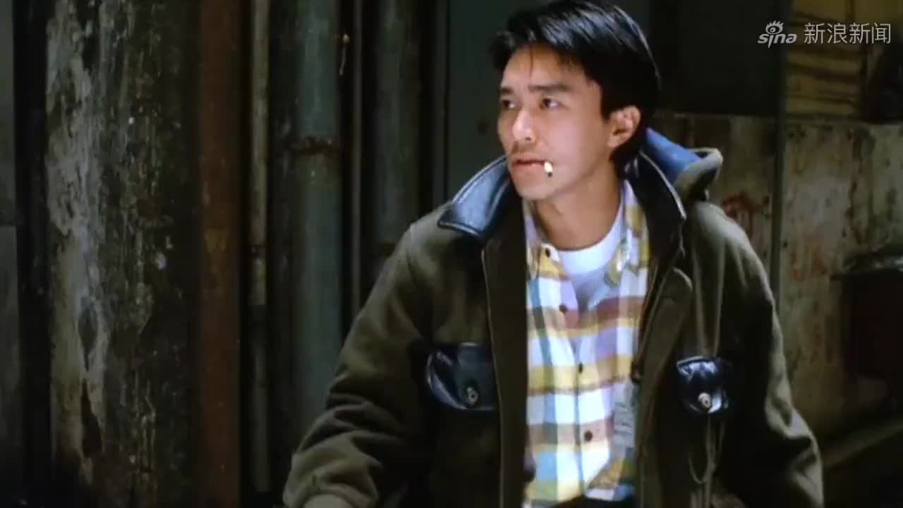 咖喱辣椒:两人与卖表人达成共识,去面馆吃面,却被老外给骗了