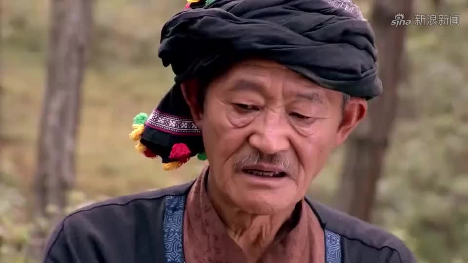 边城:仆人受不了蹲监狱似的生活,趁夜偷跑回来,质问社长实情!