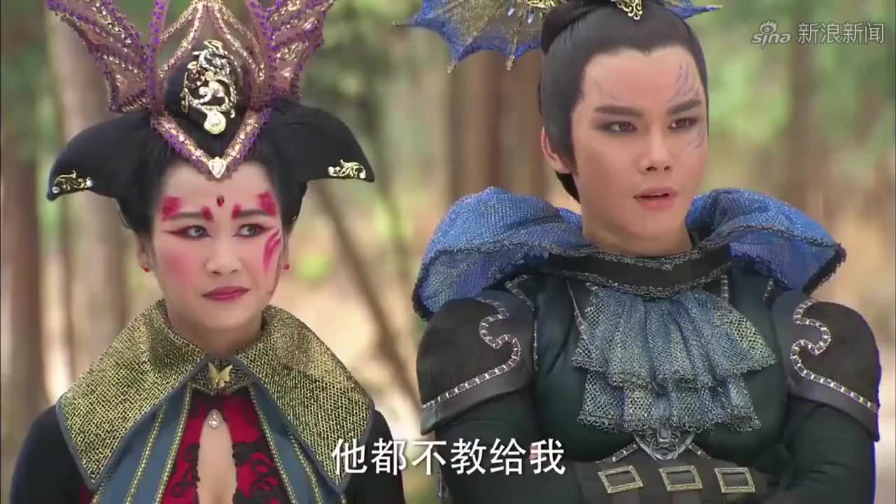 活佛济公:章小蕙和萧风追云出来找东西,直说乾坤洞主偏心