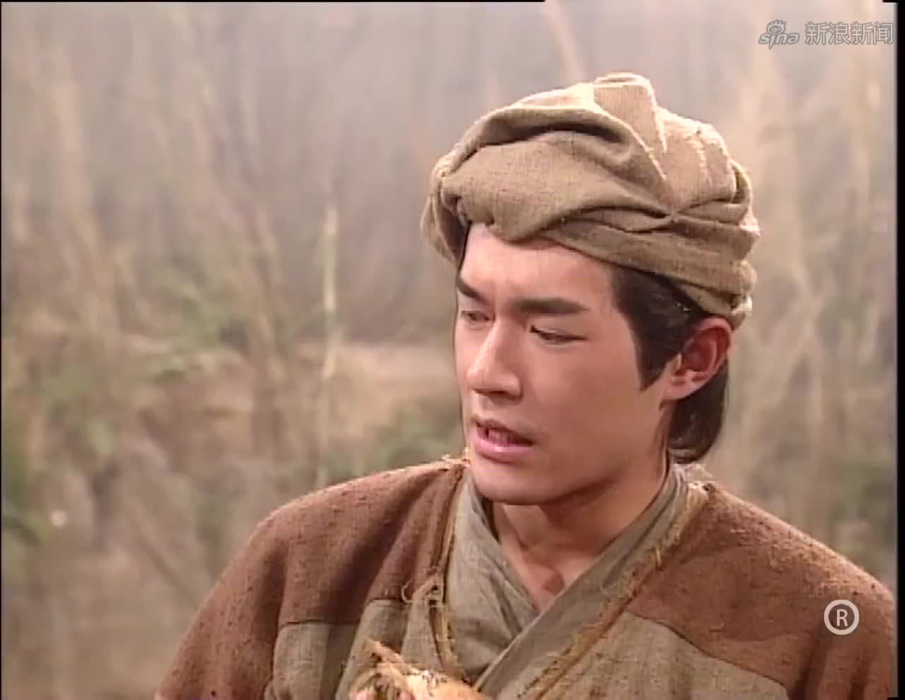 杨过断臂归来,今非昔比,单手一把玄铁重剑全真教无人敢拦