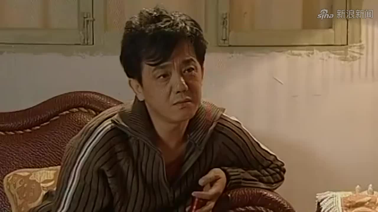 马大帅:阿薇想巴结吴总,二话不说进屋直接对瓶吹!吴总都看傻了