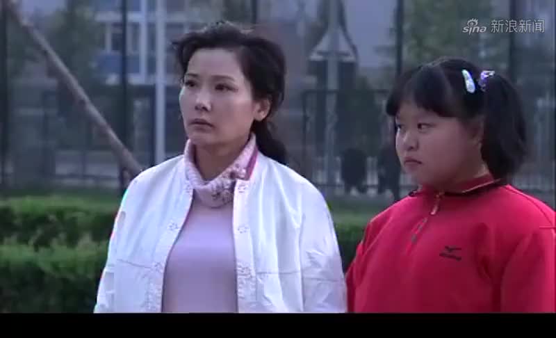 祈望:父亲给儿子买名贵鞋子,前妻却说只会用物质,来表达父爱