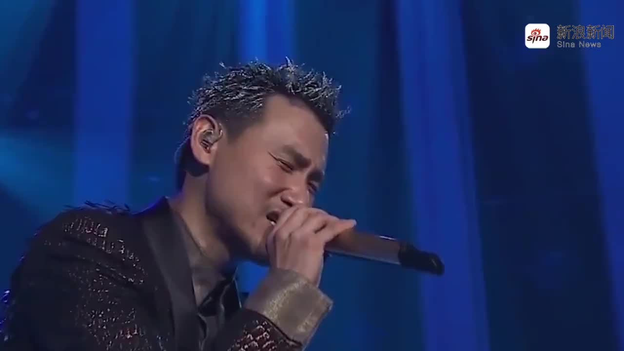 罗文的一首《戏说人生》,《刺马》的主题曲,经典伤感,回忆满满