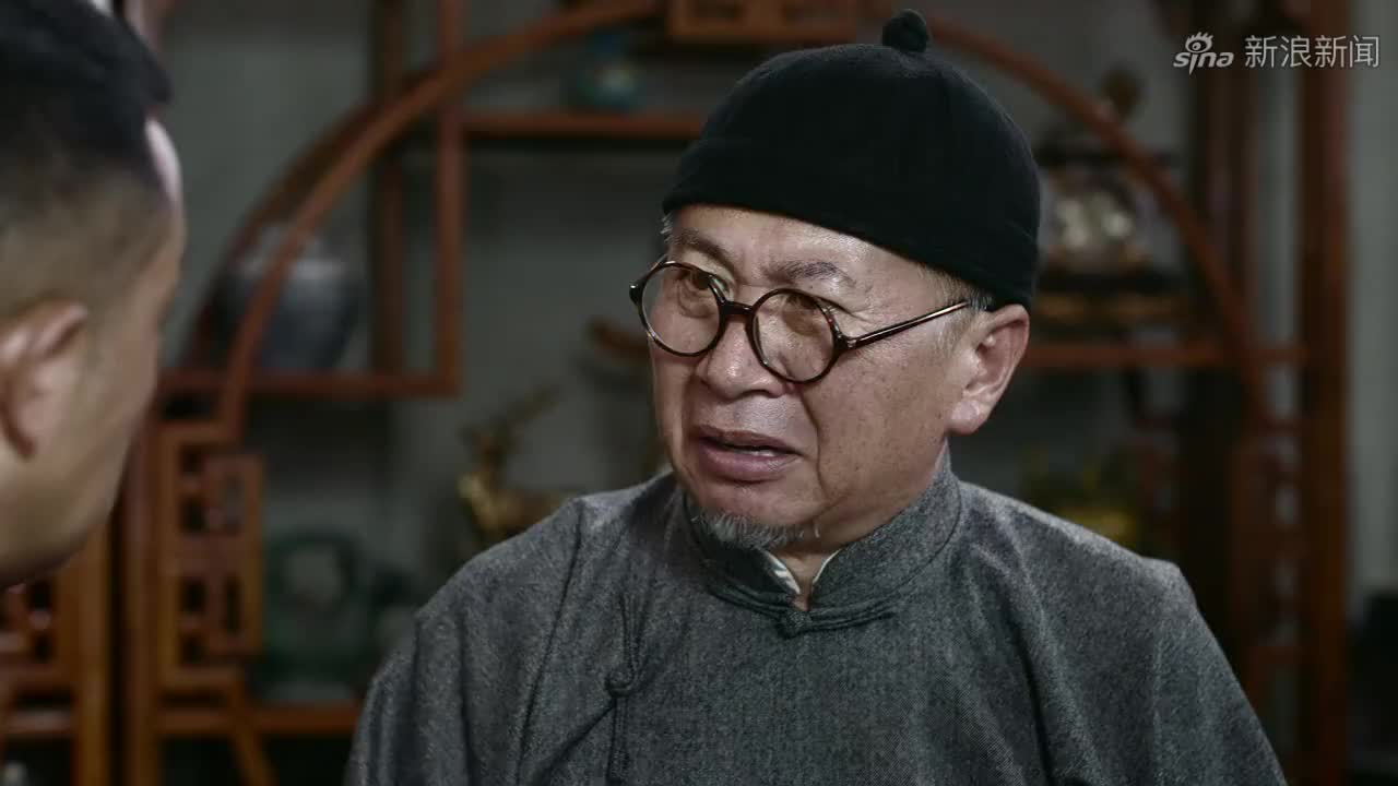 东四牌楼东:哈贝勒在瓶子上刻王八,皇上又在上面加个哈岚,真逗