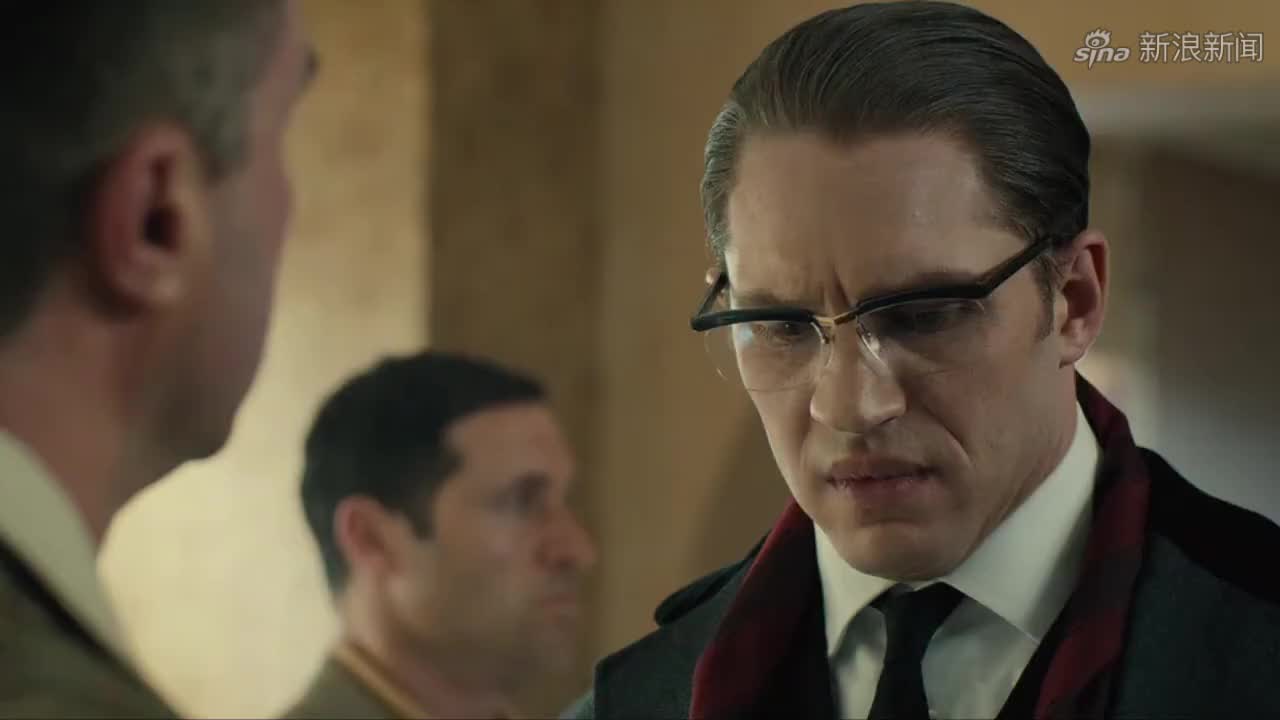 黑道传奇:汤姆·哈迪分饰两角,穿最帅的西装,演最狠的黑帮