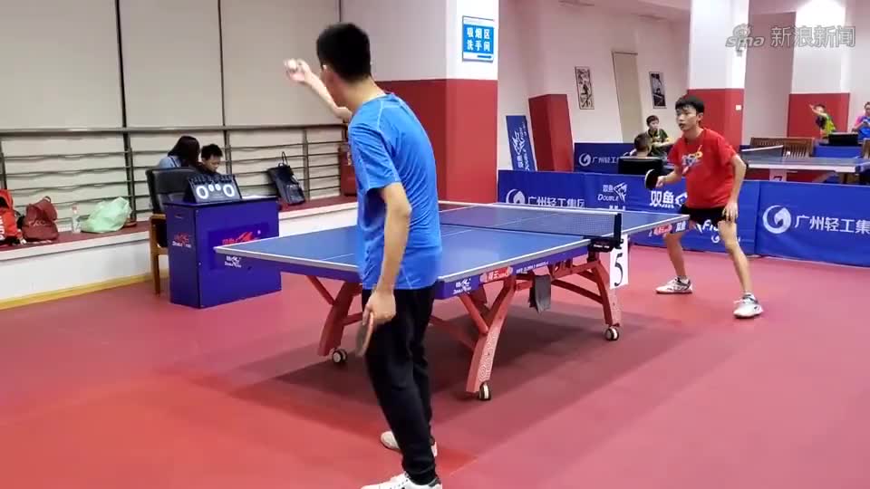 乒乓网红尹航的真实水平有多高?看看他和国乒队长马龙的这场大战