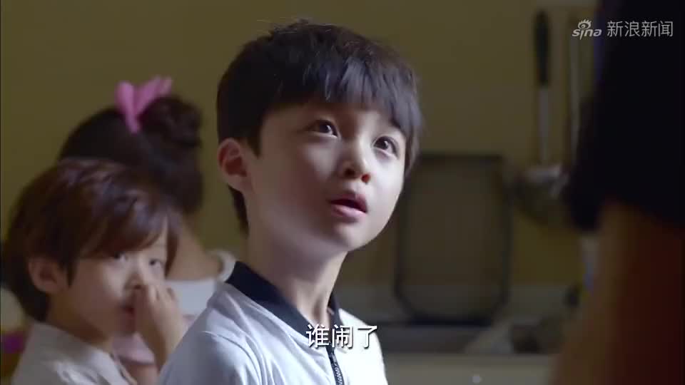 淘气爷孙:巩天德去医院看姐夫,发现他跟女医生在一起,赶紧告密