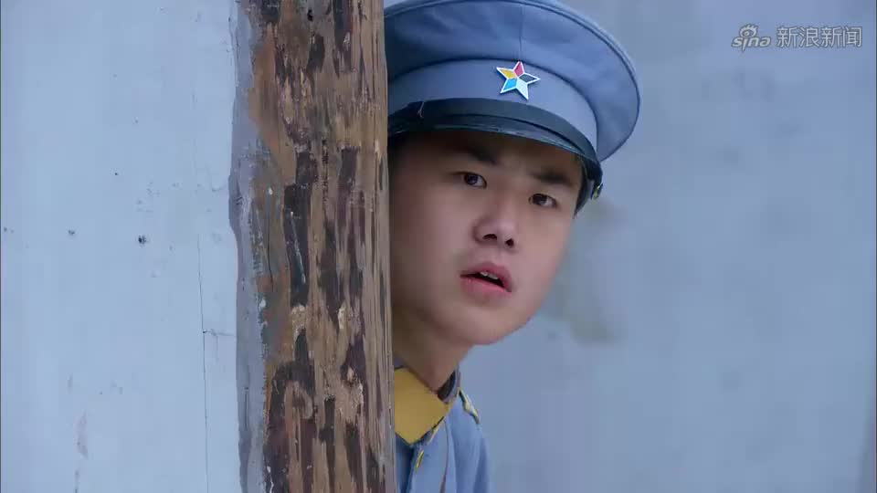 镖王传奇:齐昭把枪支弹药给了游击队,没想到被贺亮才看见