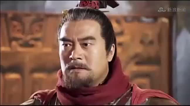 隋唐演义:雄阔海高傲卖弓,遇上大隋第一猛将宇文成都,弓被拉断