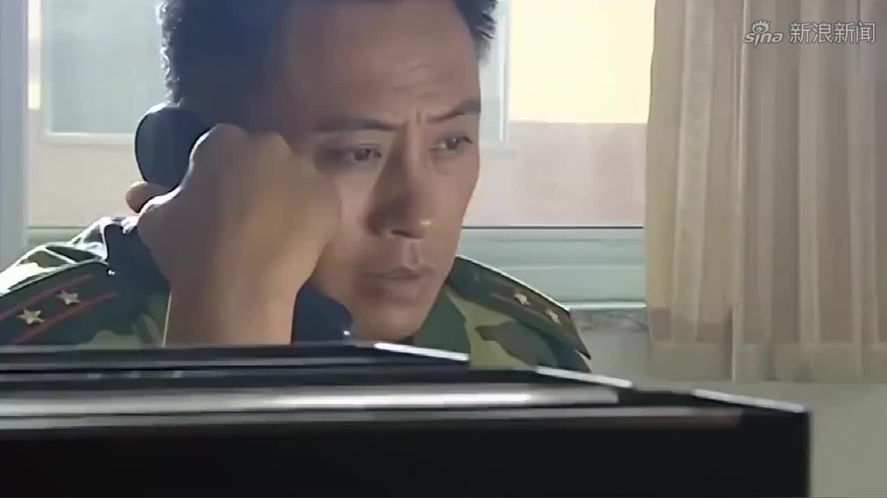 武装特警:老婆上班的地方,杨智感觉不对劲,黄鹤楼一根接一根