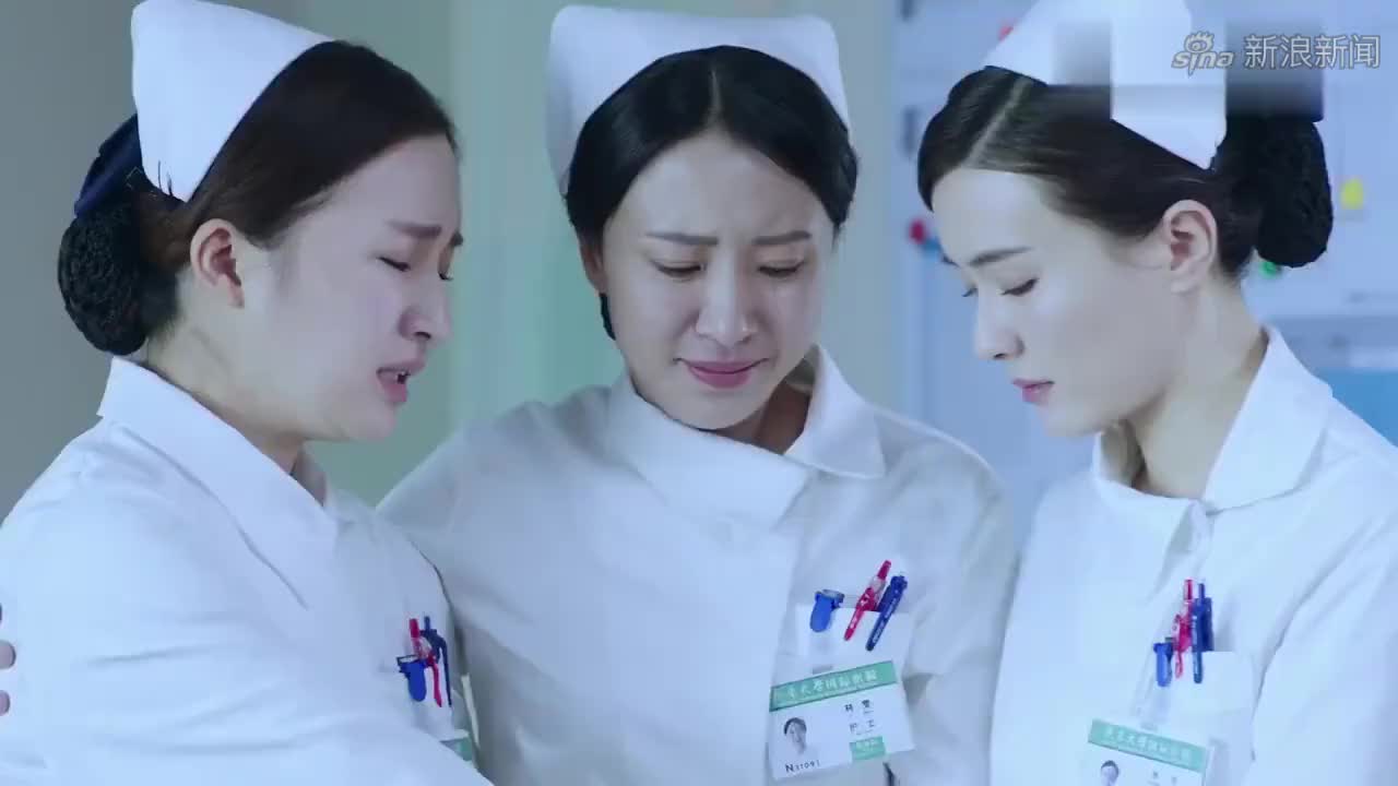 急诊科医生:所有护士一起发牢骚,赵主任尴尬散会,这事是她理亏