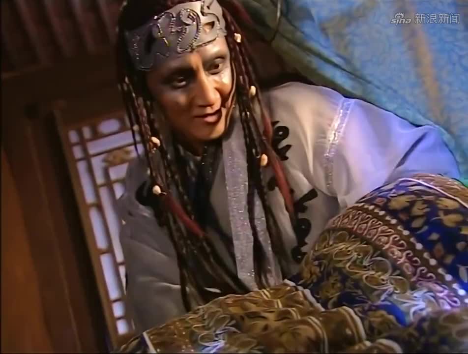 倚天屠龙记:范遥埋伏鹿杖客,鹿杖客这下中招了,小命难保