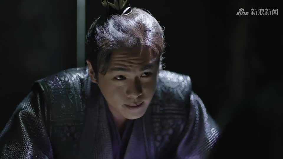 庆余年:范闲与五竹叔大打出手,依然不是五竹的对手,被打晕