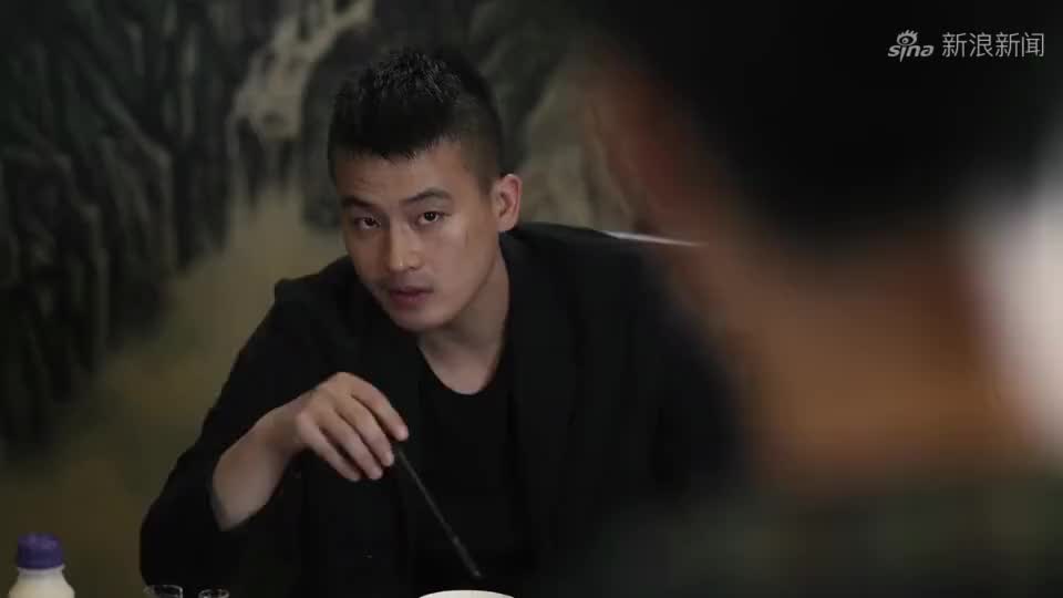 黑白禁区:淦天雷恢复记忆,为了套出密码,他决定重新当回卧底!