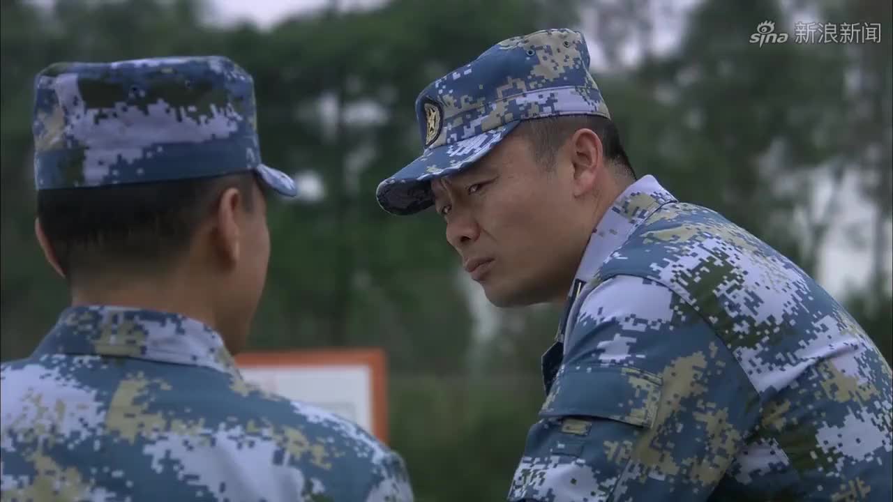 火蓝刀锋:龙百川劝说武钢留下乌云,武钢动容,让其留下看仓库