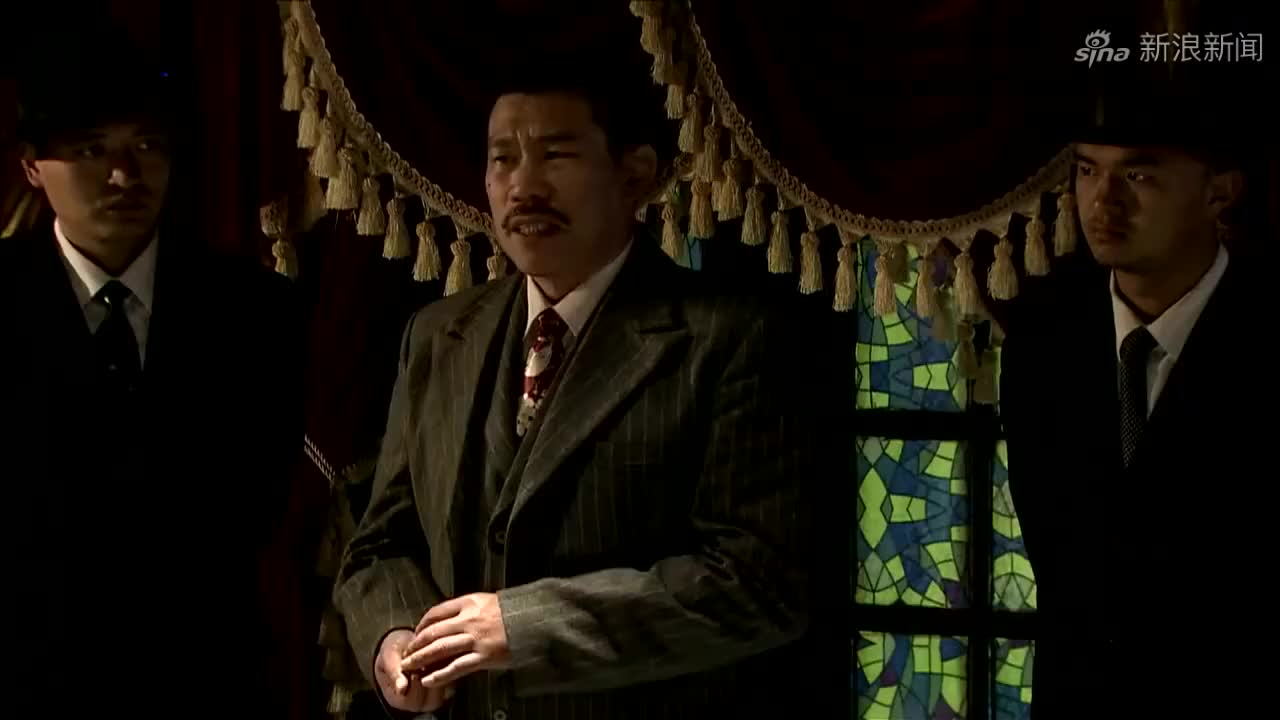 雪豹:陈怡被伊藤广羽怀疑,周卫国迅速上前解救,场面属实惊险