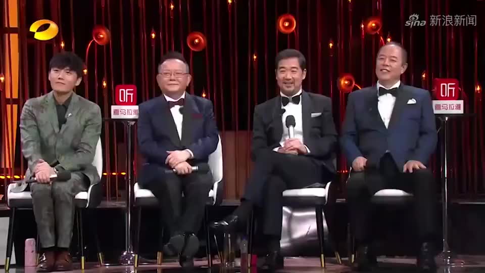 很多人说,司藤电视剧为啥不用景甜的原声,季冠霖配的太出戏了