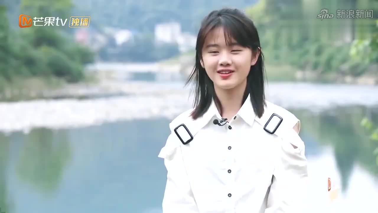 变形计:爸爸见女儿激动,大喊宝贝,郑莹佳却觉得难受!