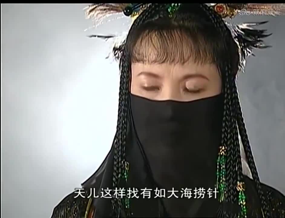 步惊云带绝世好剑来玩,不料第三猪皇看过剑后,直言破铜烂铁一块