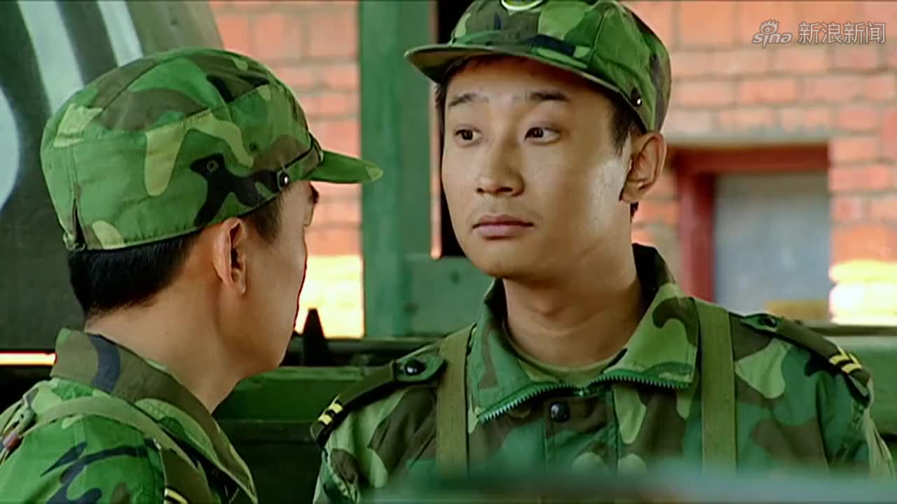 白铁军趁大家熟睡偷偷退伍,不料其实大家都在等他!