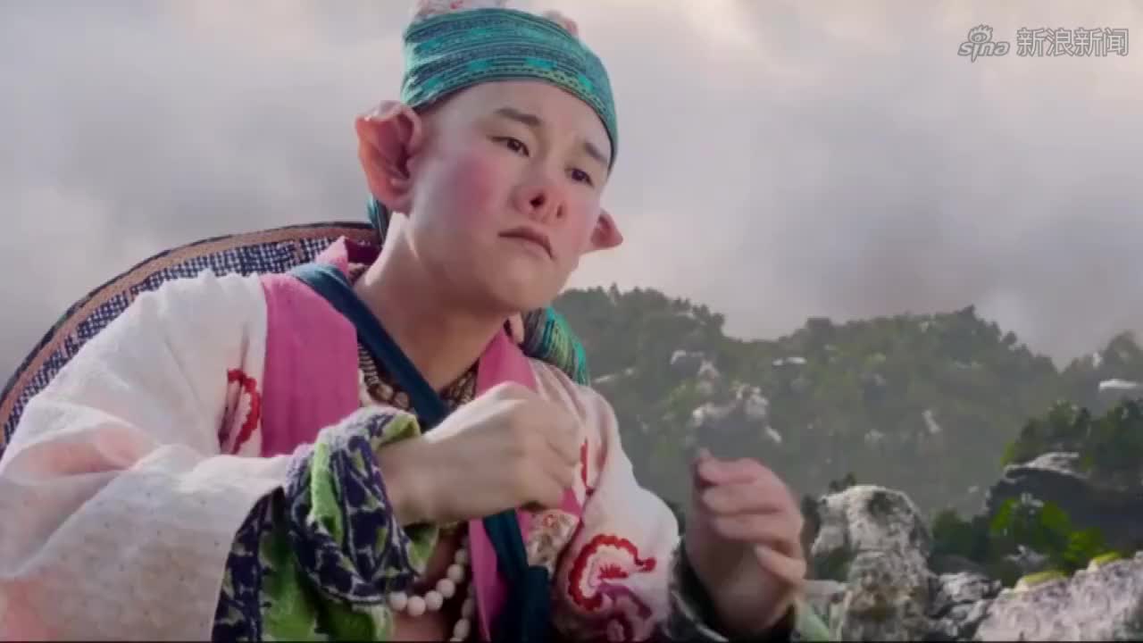 好剧:八戒感觉前方有妖气,水下竟有人形女子,好大的鱼啊