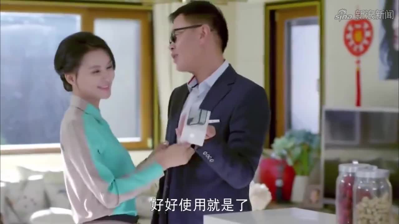 郑叶峰情况不对,老婆去查他的通话记录,海生便跟叶峰汇报