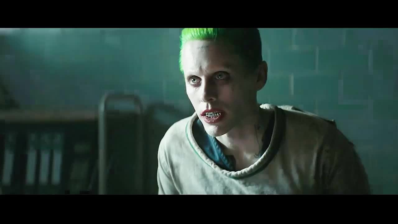 本以为胖子是在做梦,看到跑车后才知道,原来小丑竟是我自己