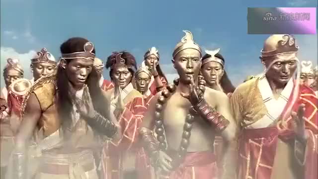 活佛济公十八罗汉帮道济化木用僧衣包裹大山,钱员外心疼死了!