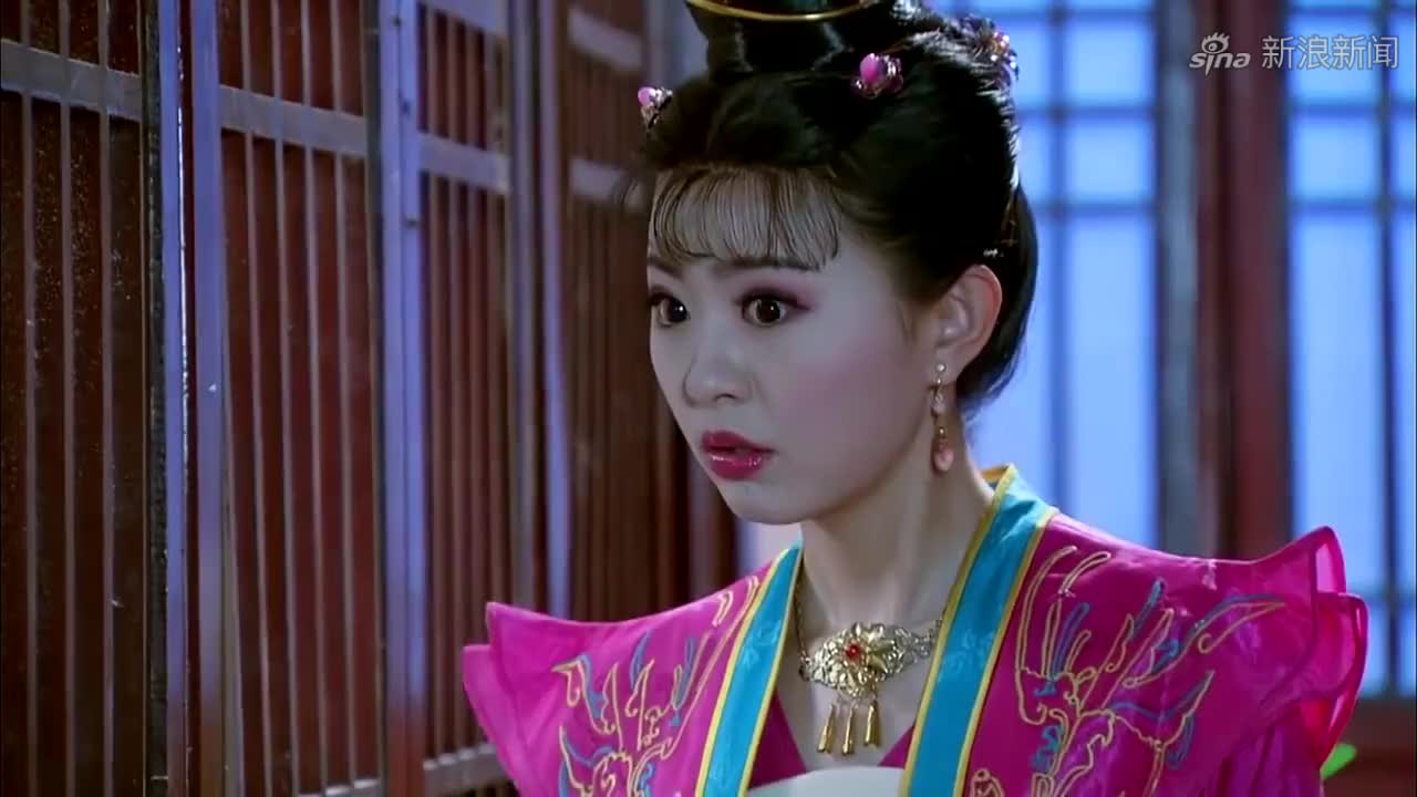 武三思要谋害皇上,却被九环公主听到,他们要去追杀王皇后的孩子