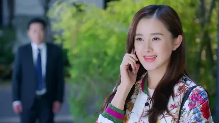 《青春向前冲》第9集看点:公司陷不良风波 唐可儿努力安抚导演