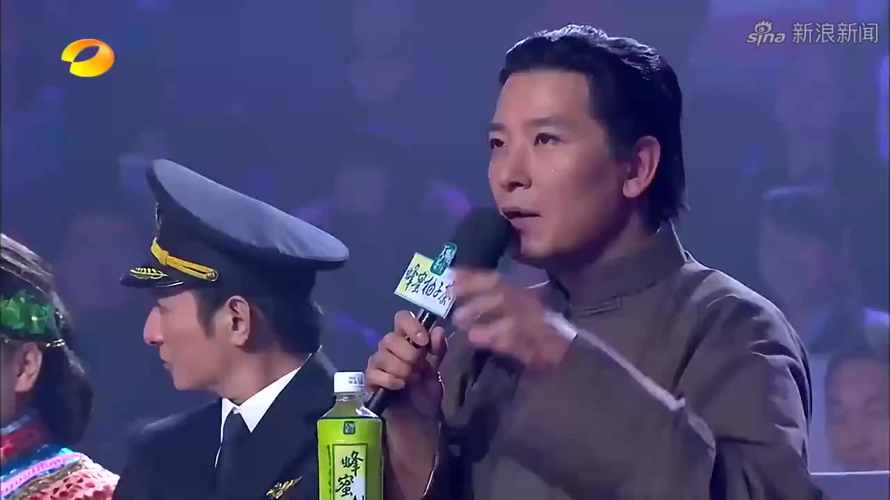 东方神起的郑允浩联系节目组将退出《kingdom》