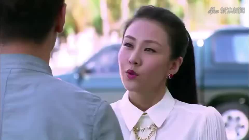 因为爱情有奇迹:妻子拉着丈夫去领结婚证,没想到领完直接跑了