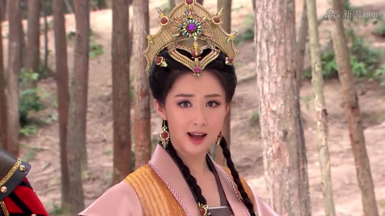 哮天犬打伤邓九公,邓九公的女儿邓婵玉用五彩石打伤哮天犬和杨戬