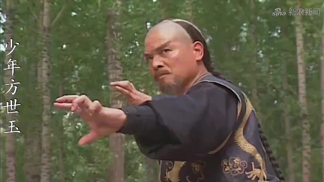 世玉和李巴山决斗开始,最后李巴山竟被女儿所害,令人难以置信
