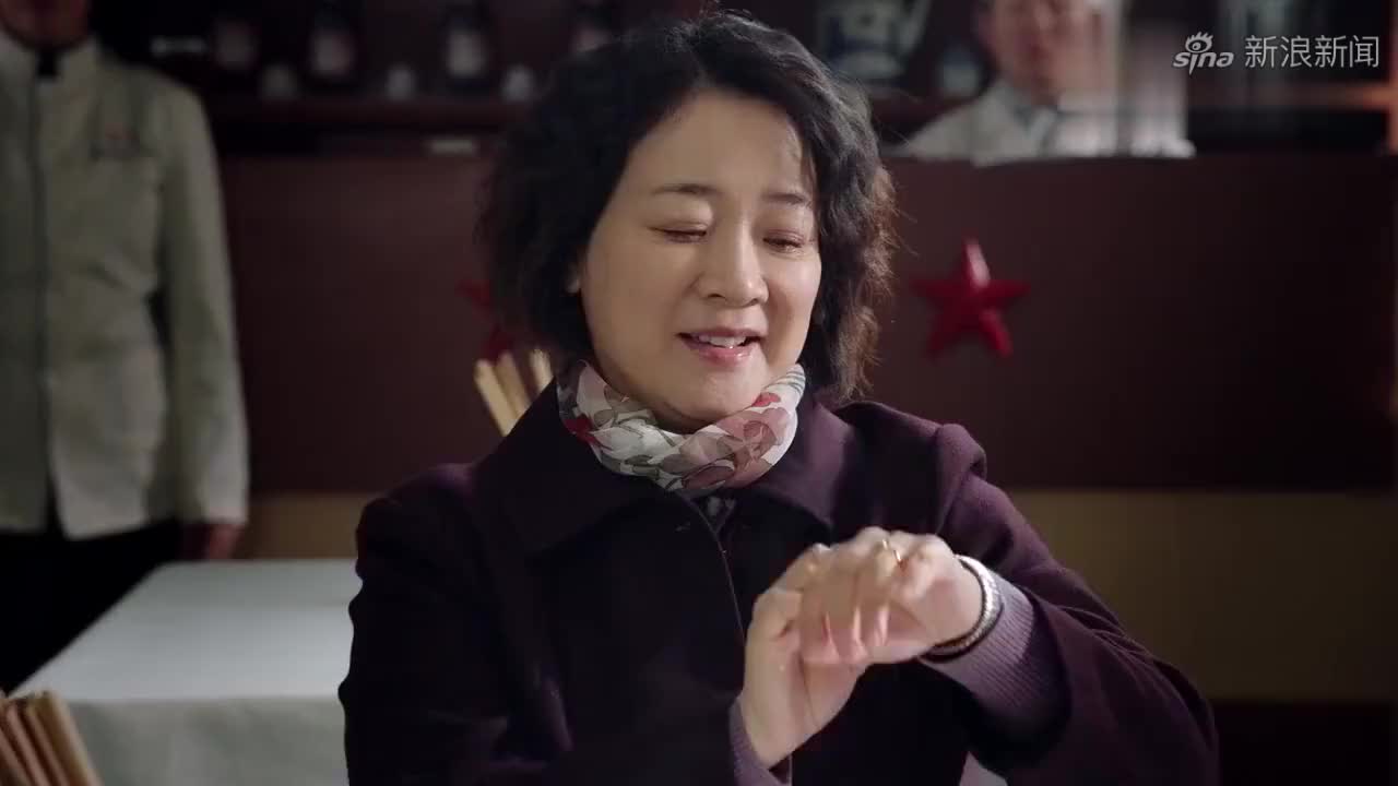 饺子馆:桂芳小旅馆正式开业了,这小破屋收拾得贼好,老四都想住