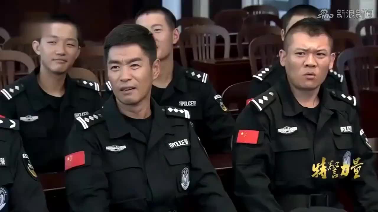 特警的儿子被人贩抓走,结果特警队出动全部警力,奋力抓捕罪犯