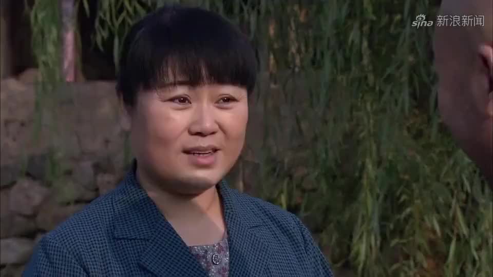 樱桃红,大宝为保护荷叶而受伤,荷叶丝毫不感动