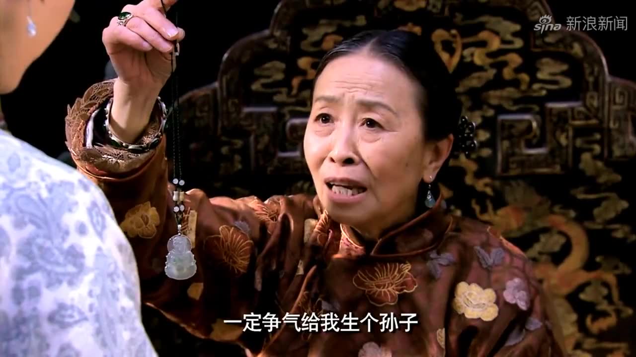 铁梨花:五个儿媳来给老太太请安,看了老太太态度,就知道谁受宠