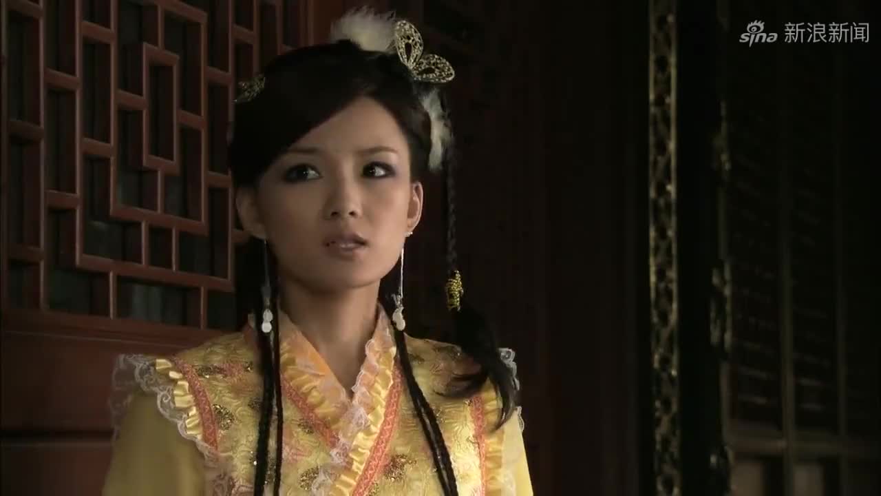 活佛济公:白雪正想给赵斌弄点吃的,不料却察觉到绿姬的到来