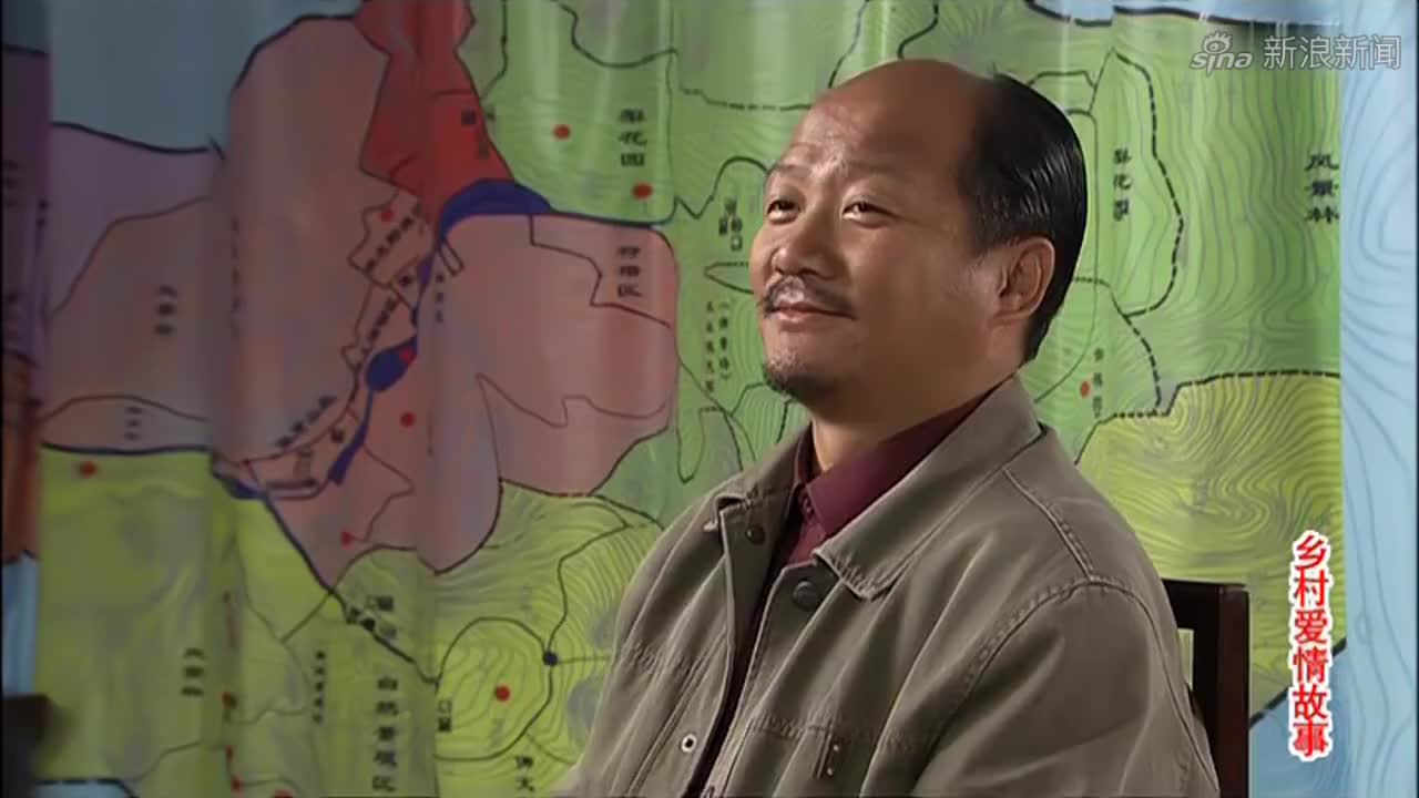 乡村爱情大脚和李福打架,众人围观,大脚可真猛