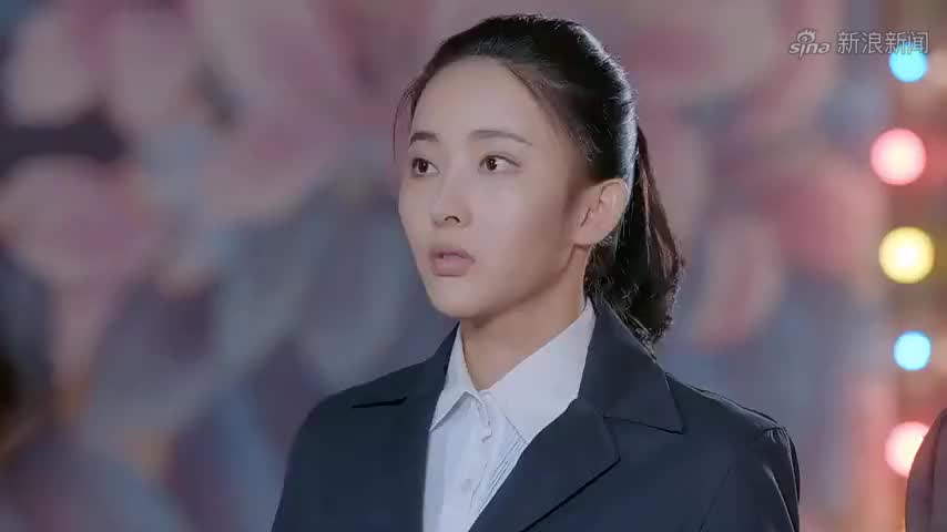 无名卫士:祝山猿望着台上的谢音梦,内心已经布好计划