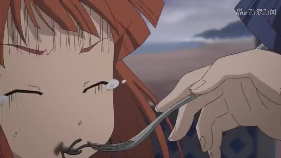 乌贼娘:乌贼娘不使用触手游泳,怎料在水里动不了,尴尬