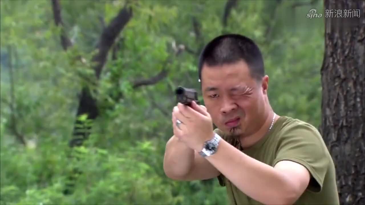 《亡命天涯》刘松仁关咏荷,洪欣莫少聪合作,这首歌曲很难找到