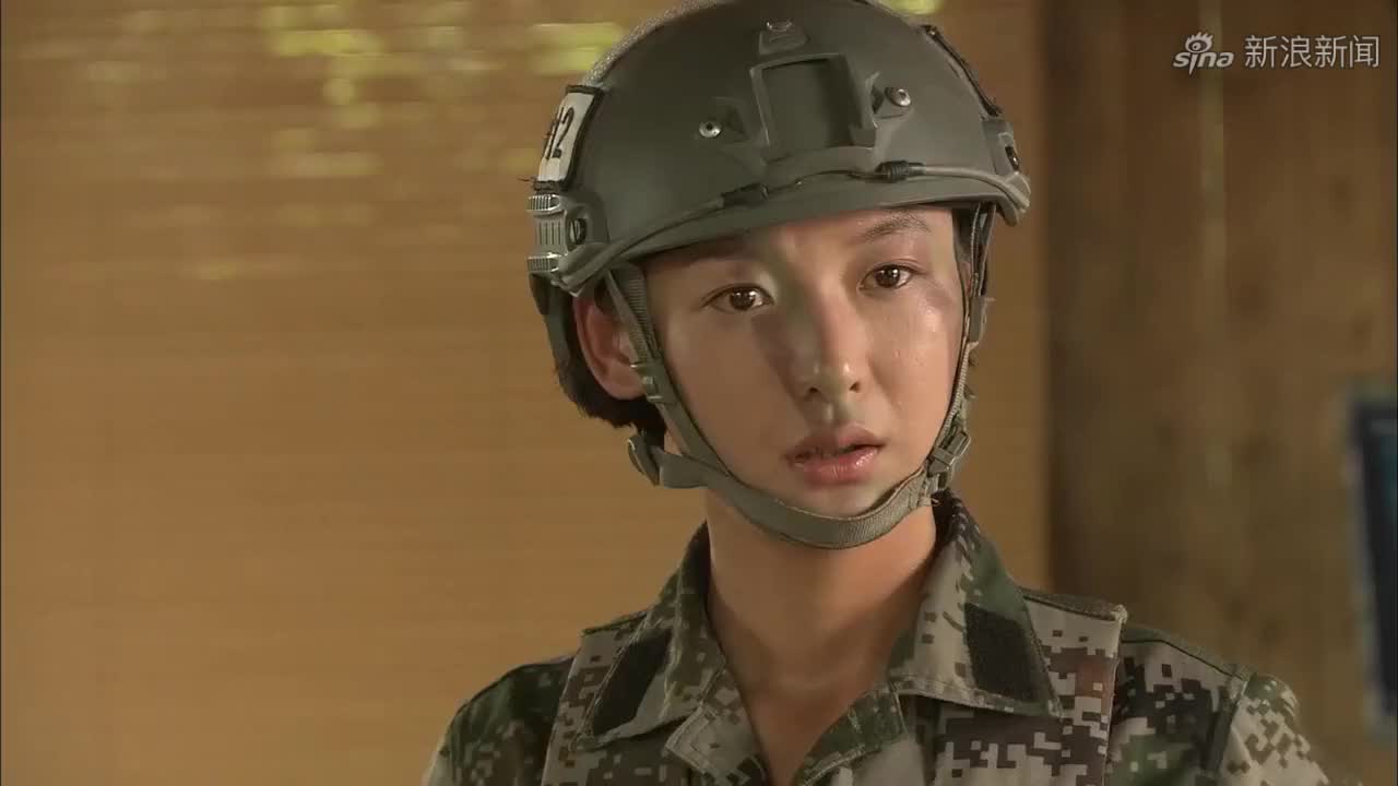 特种兵之火凤凰:队员喜庆天狼归队,艰苦受辱的卧底生涯终于结束