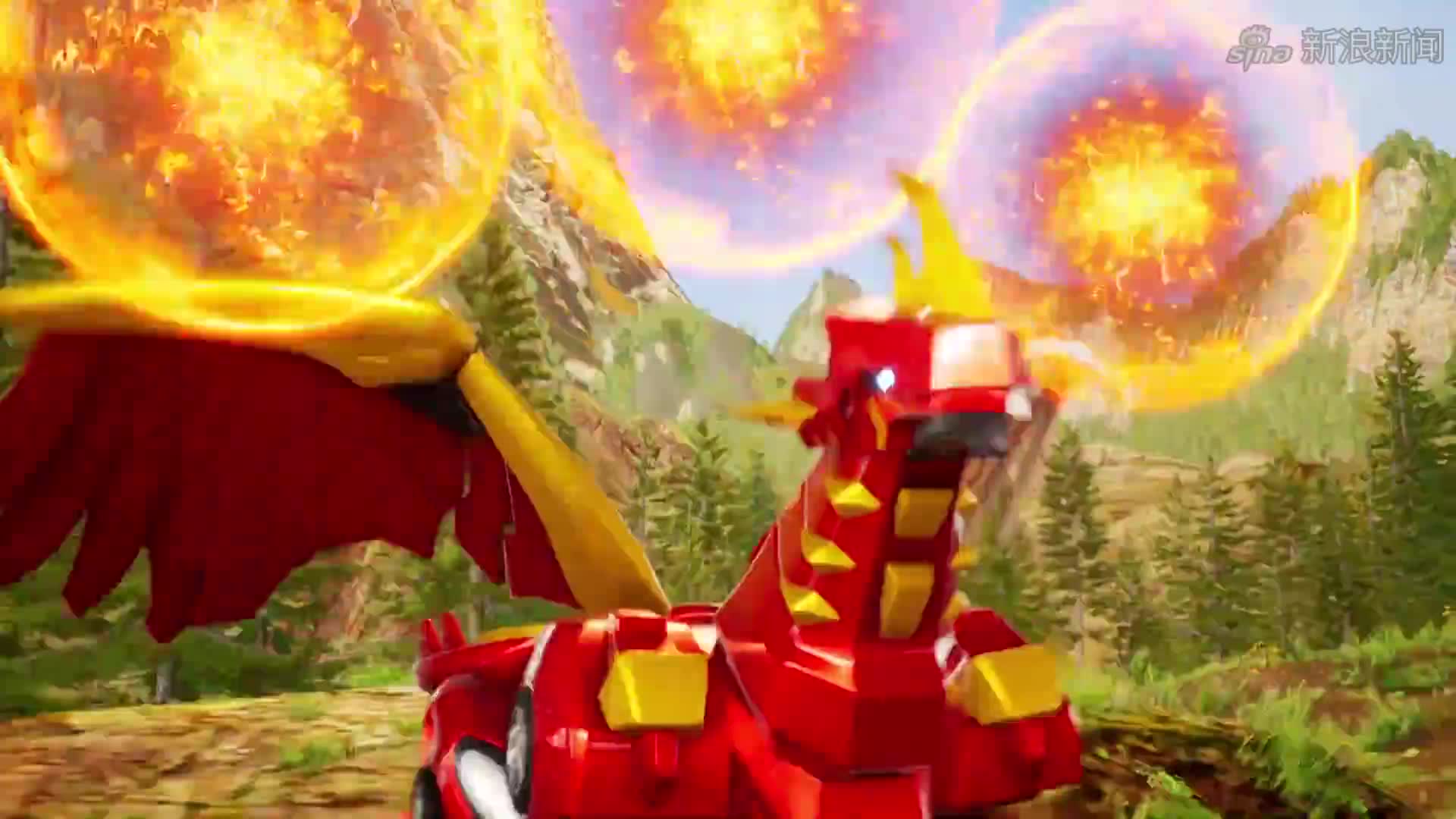 爆速合体:龙神反应超快,隐侠从各个方向攻击,龙神都迅速躲开了